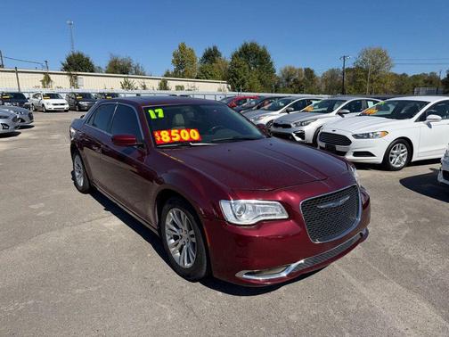 2017 Chrysler 300 Limited
