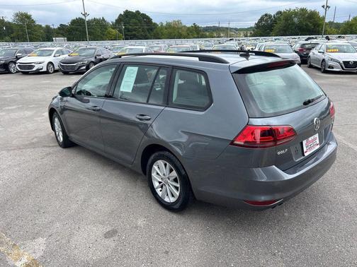 2016 Volkswagen Golf SportWagen TSI S 4-Door