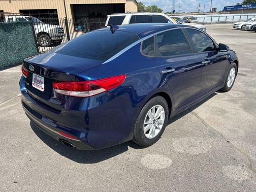 2018 Kia Optima LX