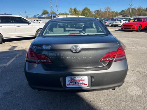 2008 Toyota Avalon XLS