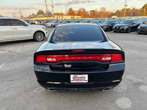 2013 Dodge Charger SE