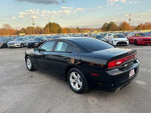 2013 Dodge Charger SE