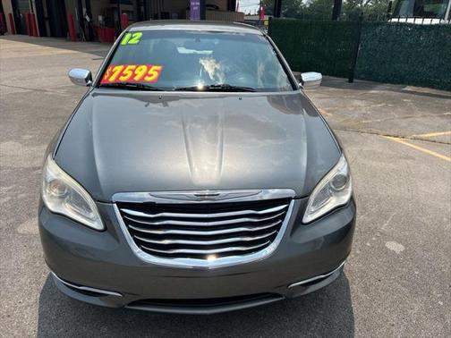 2012 Chrysler 200 Limited