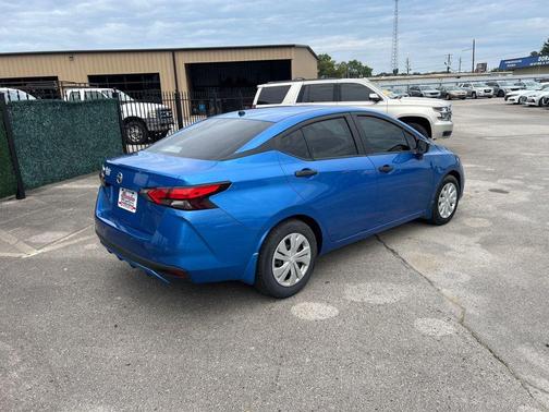 2021 Nissan Versa 1.6 S