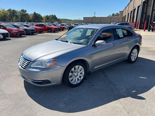 2013 Chrysler 200 LX