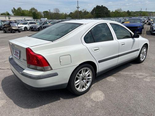 2004 Volvo S60 2.5T