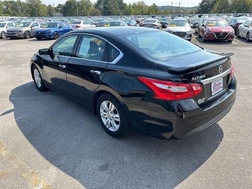 2016 Nissan Altima 2.5 SV