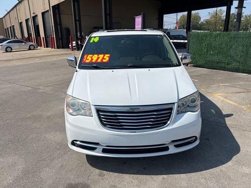2014 Chrysler Town & Country Limited