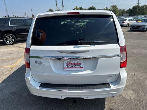 2014 Chrysler Town & Country Limited