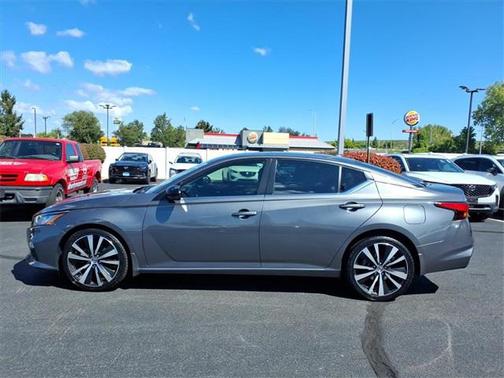 2019 Nissan Altima 2.5 SR