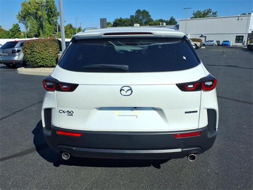 2025 Mazda CX-50 2.5 S Preferred Package