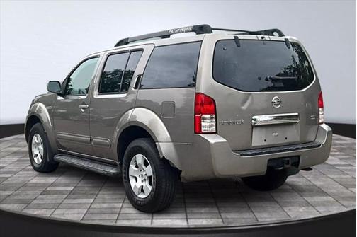 2006 Nissan Pathfinder SE
