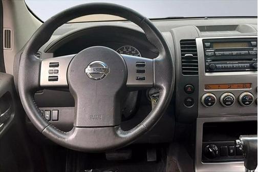 2006 Nissan Pathfinder SE