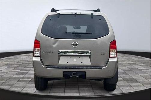 2006 Nissan Pathfinder SE
