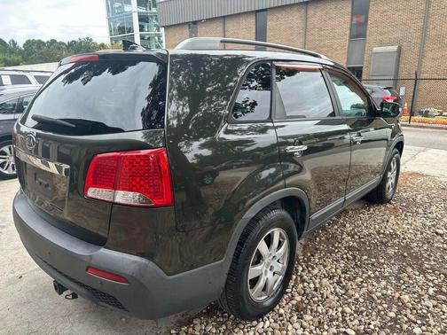 2011 Kia Sorento LX