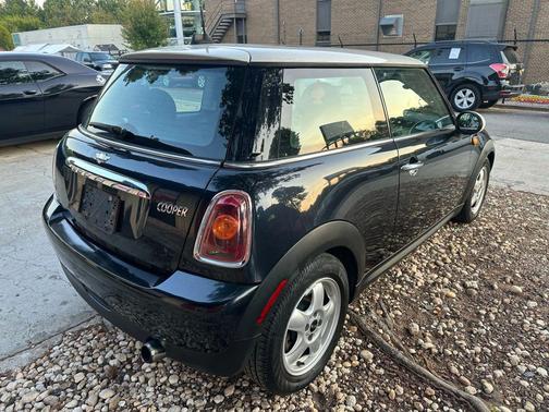 2009 MINI Cooper Base