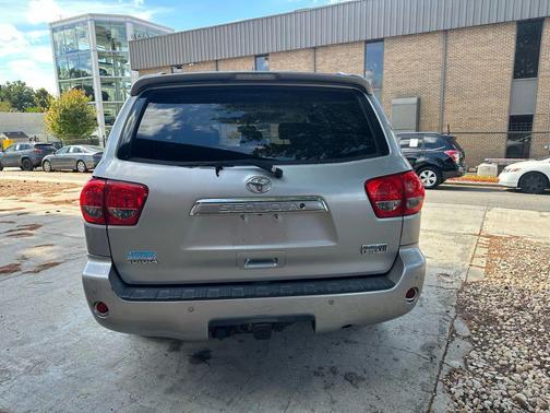 2010 Toyota Sequoia Limited
