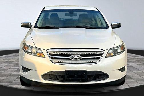 2010 Ford Taurus Limited