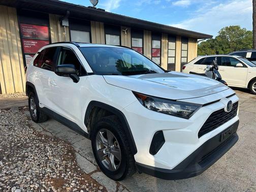 2022 Toyota RAV4 Hybrid LE