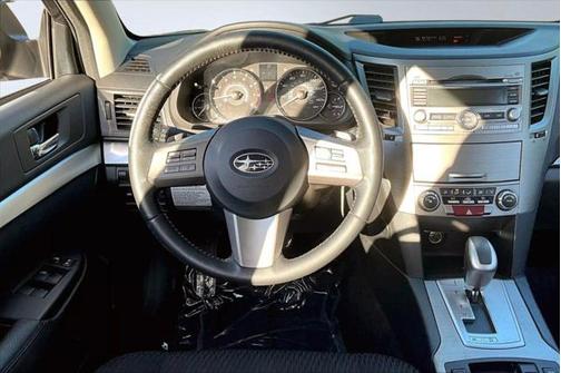 2010 Subaru Outback 2.5 i Premium