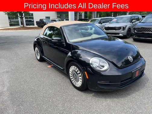 Black Uni 2013 Volkswagen Beetle 2.5L