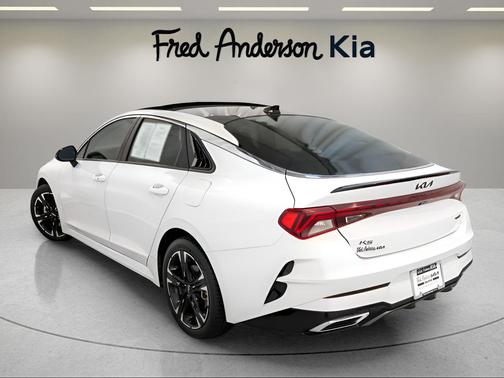 2022 Kia K5 GT-Line