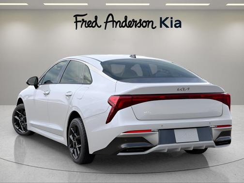 2025 Kia K5 LXS