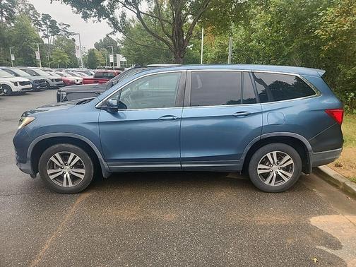 2017 Honda Pilot EX