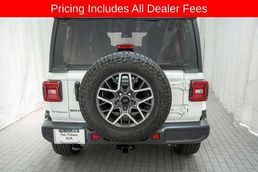 Bright White Clearcoat 2025 Jeep Wrangler 4-Door Sahara 4x4