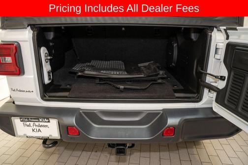 Bright White Clearcoat 2025 Jeep Wrangler 4-Door Sahara 4x4
