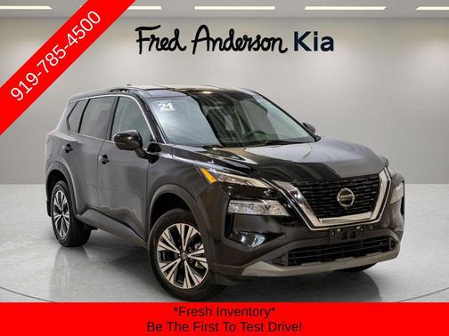 2021 Nissan Rogue SV