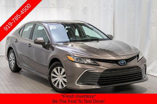 2022 Toyota Camry LE