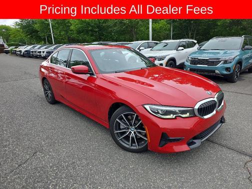 Melbourne Red Metallic 2019 BMW 330 330i