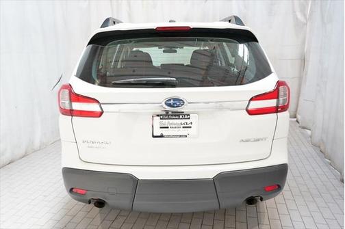 2021 Subaru Ascent Base 8-Passenger