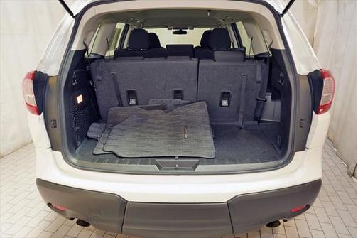 2021 Subaru Ascent Base 8-Passenger