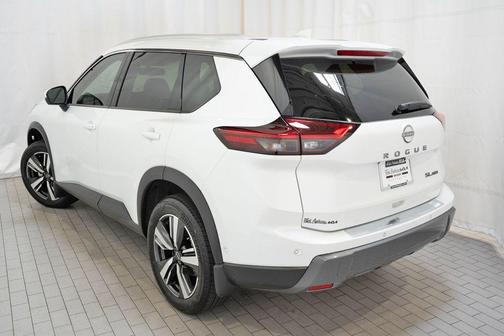 2025 Nissan Rogue SL