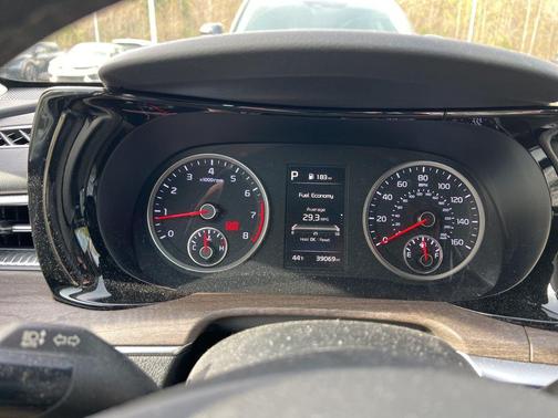 Glacial White Pearl 2021 Kia K5 EX