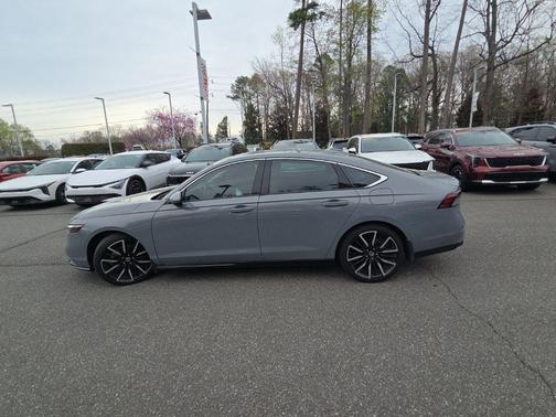 2025 Honda Accord Hybrid Touring