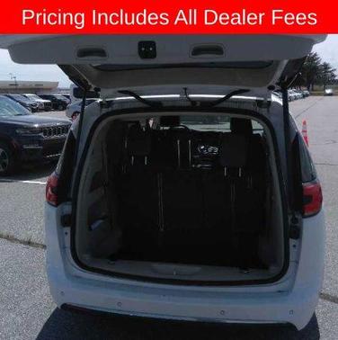 Bright White Clearcoat 2023 Chrysler Pacifica Touring L
