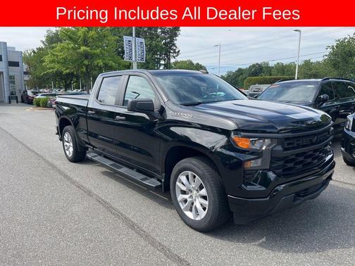 Black 2022 Chevrolet Silverado 1500 Custom