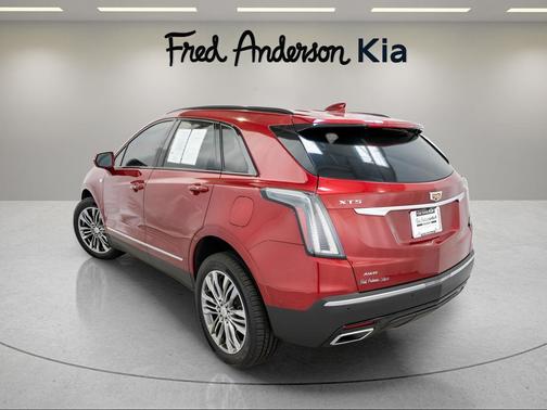 2020 Cadillac XT5 Sport