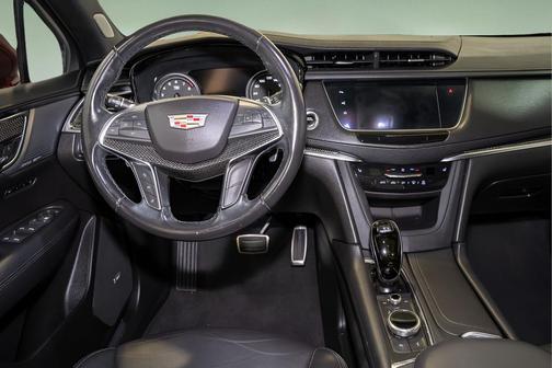 2020 Cadillac XT5 Sport