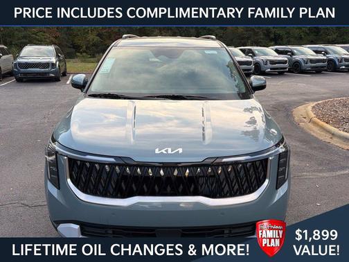 Iceberg Green 2027 Kia Carnival Hybrid EX