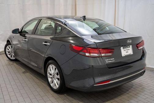 2018 Kia Optima S