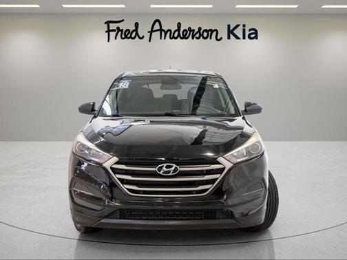2018 Hyundai TUCSON SE