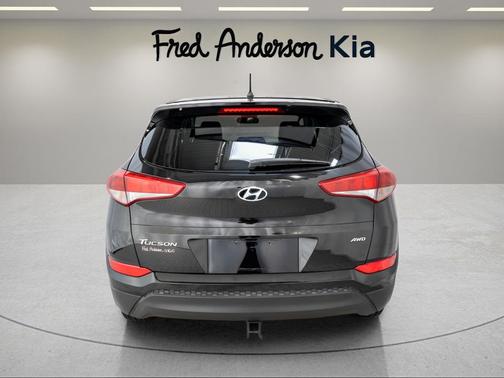 2018 Hyundai TUCSON SE