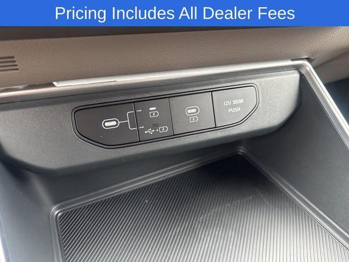 Snow White Pearl 2026 Kia Carnival LXS