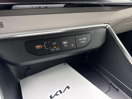 2026 Kia Carnival Hybrid EX