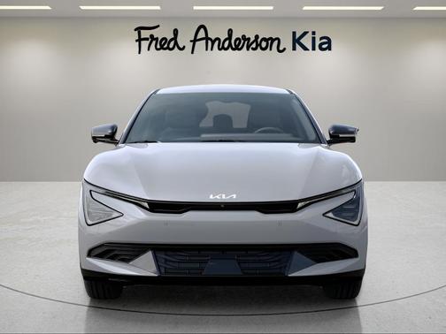 2025 Kia EV6 Wind