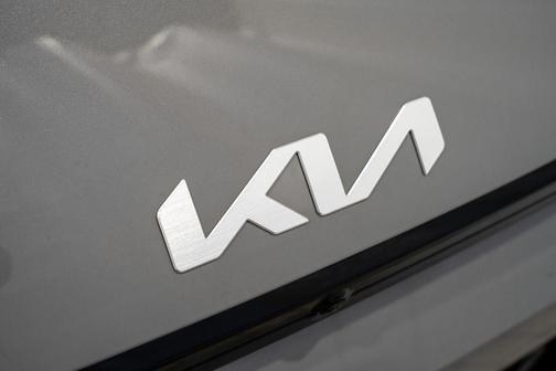2025 Kia EV6 Wind